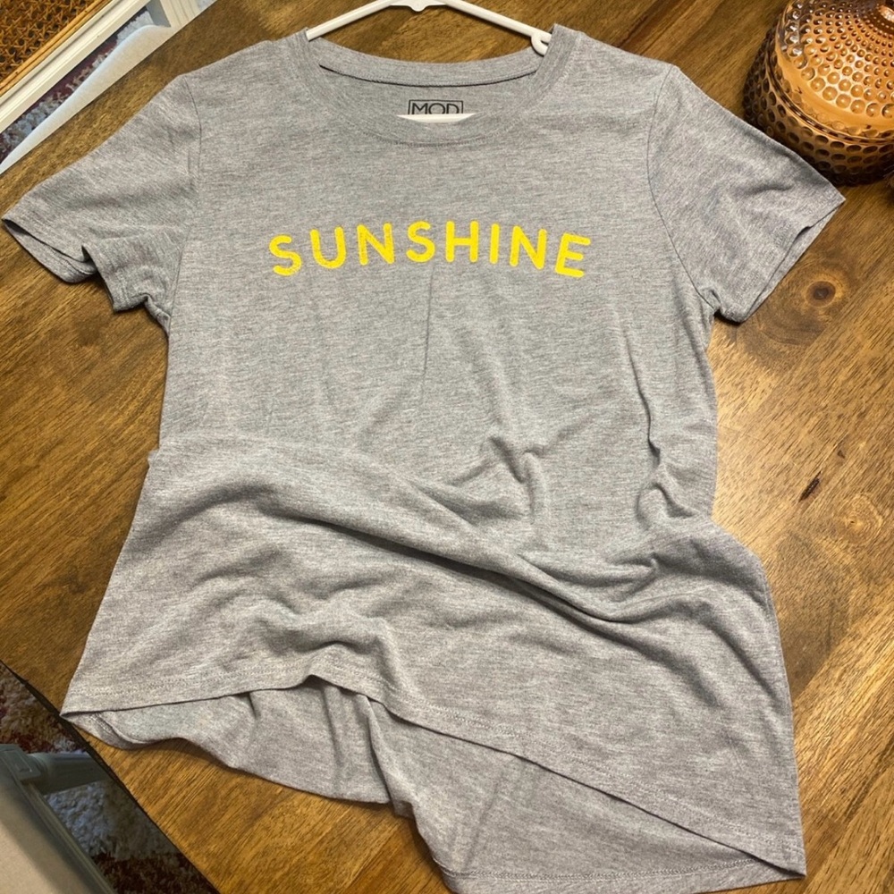 Modern Lux Gray Tee with Yellow 'SUNSHINE' Print